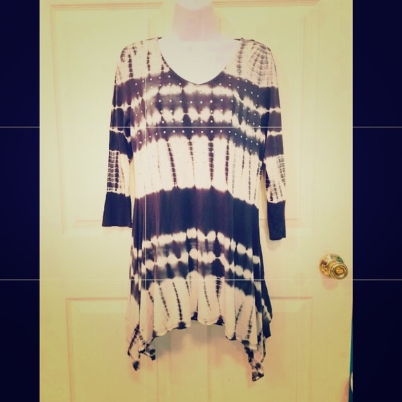 Belldini Top - Picture 1 of 3